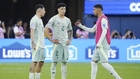 México cayó 1-0 ante Venezuela.