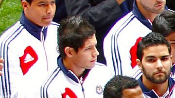Imagen referencial de Chivas homenajeando a una de sus leyendas.