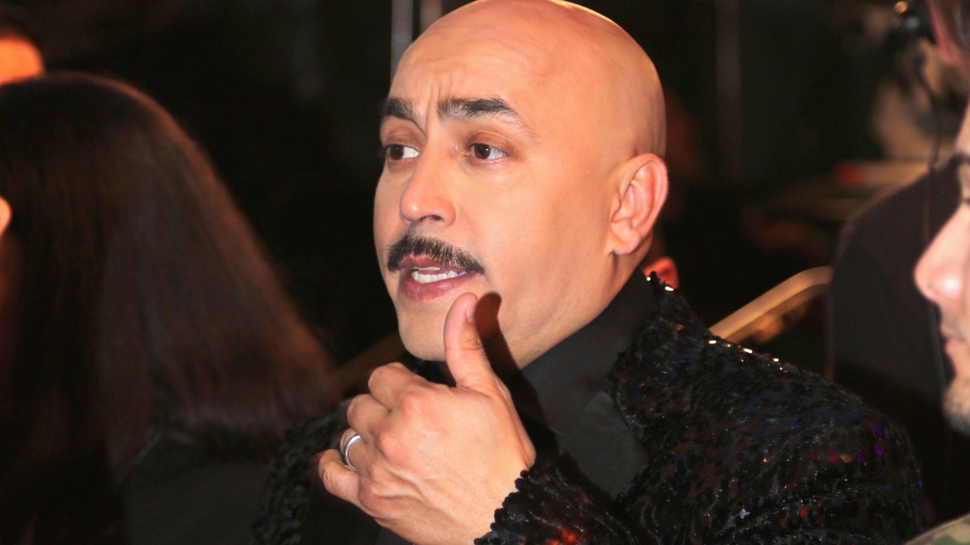 Lupillo Rivera envía un contundente mensaje a Telemundo: "Yo también los puedo divulgar" - La Opinión