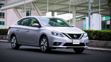 Nissan emite alerta de no conducir por airbags defectuosos Takata