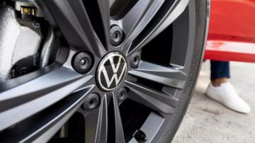 Renovación revelada Volkswagen Vento (Jetta) estrena facelift en EE.UU.