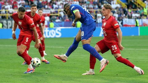 Kylian Mbappé, máxima estrella de la Selección de Francia, se estrenó como goleador en las Eurocopa.