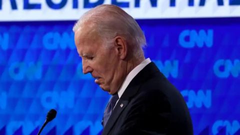 El presidente Joe Biden titubeó y fue confuso en algunas de sus respuestas.