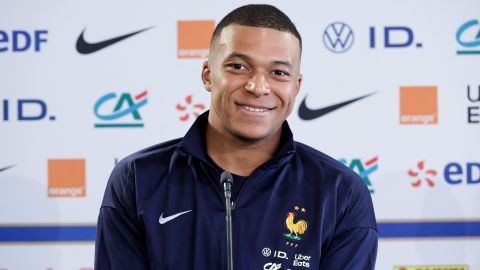 Metz (France), 04/06/2024.- Kylian Mbappe of France attends a press conference in Metz, France, 04 June 2024. France will play against Luxembourg as they prepare for the UEFA EURO 2024 that will start on 14 June in Germany. (Francia, Alemania, Luxemburgo, Luxemburgo) EFE/EPA/Teresa Suarez