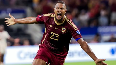 Arlington (United States), 06/07/2024.- Jose Salomon Rondon of Venezuela reacts after making the 1-1 goal against Canada during the second half of the CONMEBOL Copa America 2024 Quarter-finals match between Venezuela and Canada, in Arlington, Texas, USA, 05 July 2024. EFE/EPA/KEVIN JAIRAJ