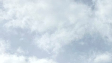 La búsqueda y recuperación de los dos cuerpos desaparecidos continúa en la costa de Hawaii.