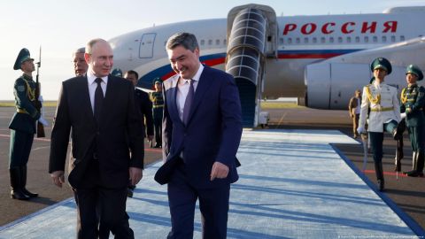 Putin llega a Kazajistán para cumbre de alianza de Shanghái