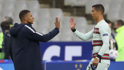 Kylian Mbappé y Cristiano Ronaldo se enfrentarán este viernes en cuartos de final.