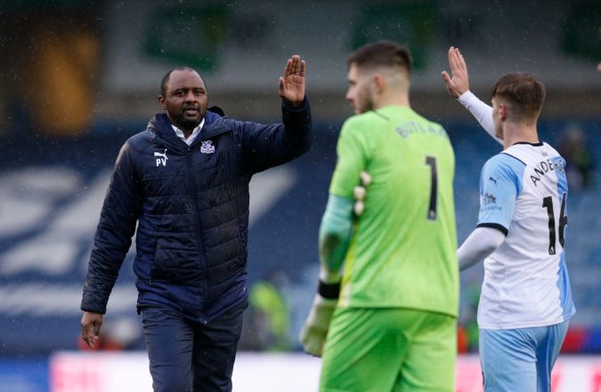 Además de haber dirigido en la Ligue 1 francesa con el Strasburgo, Patrick Vieira también tiene experiencia en la Premier League con el Crystal Palace y la MLS con el New York City.