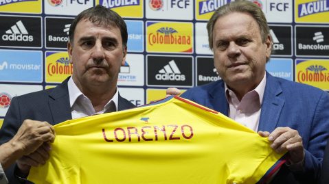 Ramón Jesurún junto a Néstor Lorenzo.