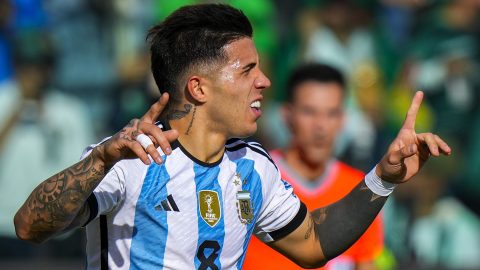 Argentina's Enzo Fernandez celebrates scoring his side first against Bolivia during a qualifying soccer match for the FIFA World Cup 2026 at the Hernando Siles stadium in La Paz, Bolivia, Tuesday, Sept. 12, 2023. (AP Photo/Juan Karita)