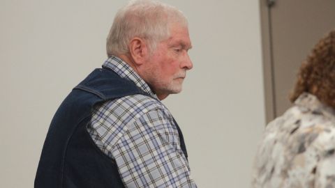 Ranchero de Arizona no enfrentará más juicios por matar a migrante mexicano en frontera