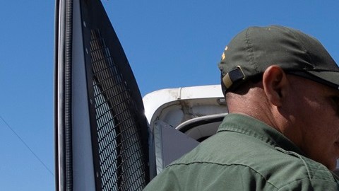 Los encuentros con inmigrantes sin papeles no significa un incremento inmediato de esta población.