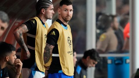 Lionel Messi se quedó fuera de acción en la victoria de Argentina ante Perú en el cierre de la fase de grupos.