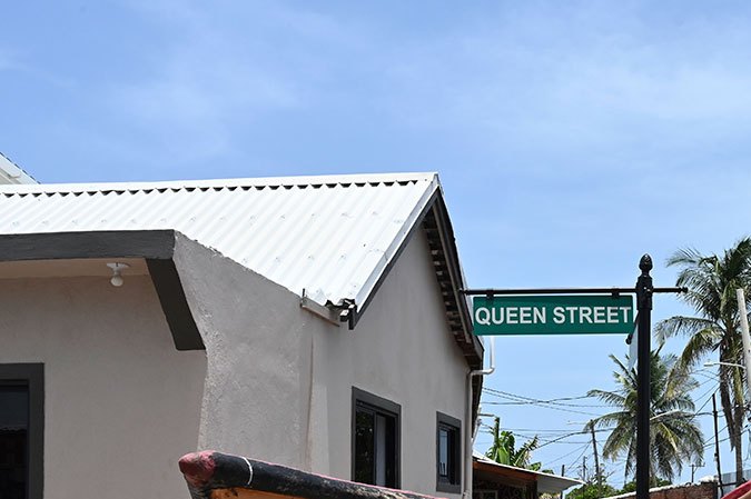 Jamaica bajo toque de queda y en estado de emergencia ante el avance del huracán Beryl