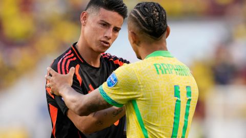 Colombia's James Rodriguez, left, greets Brazil's Raphinha after Colombia tied Brazil 1-1 in a Copa America Group D soccer match Tuesday, July 2, 2024, in Santa Clara, Calif. (AP Photo/Godofredo A. Vásquez)Colombia's James Rodriguez, left, greets Brazil's Raphinha after Colombia tied Brazil 1-1 in a Copa America Group D soccer match Tuesday, July 2, 2024, in Santa Clara, Calif. (AP Photo/Godofredo A. Vásquez)