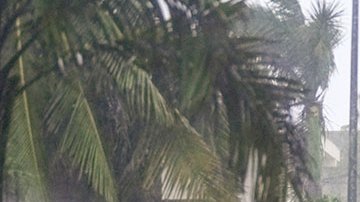 Beryl deja “fuertes” lluvias en el norte de México mientras se aproxima a Texas