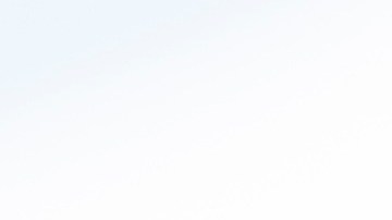 Una persona se refresca durante el Waterfront Blues Festival el viernes 5 de julio de 2024 en Portland, Oregon.