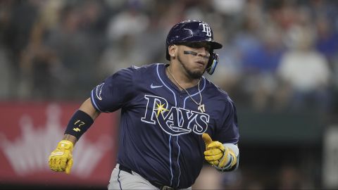 Tampa Bay Rays' Isaac Paredes sprints to first during a baseball game against the Texas Rangers in Arlington, Texas, Saturday, July 6, 2024. (AP Photo/Tony Gutierrez)