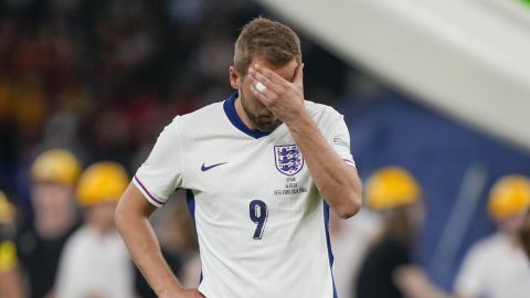 England's Harry Kane reacts at the end of the final match between Spain and England at the Euro 2024 soccer tournament in Berlin, Germany, Sunday, July 14, 2024. (AP Photo/Martin Meissner)