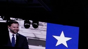 El senador J.D. Vance es el candidato a la vicepresidencia por el Partido Republicano.