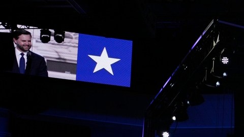 El senador J.D. Vance es el candidato a la vicepresidencia por el Partido Republicano.