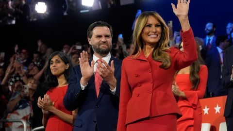Melania Trump apaga rumores de separación y asiste a la Convención Nacional Republicana