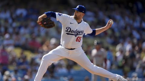 Los Angeles Dodgers starting pitcher James Paxton throws during the first inning of a baseball game against the Boston Red Sox, Sunday, July 21, 2024, in Los Angeles. (AP Photo/Ryan Sun)