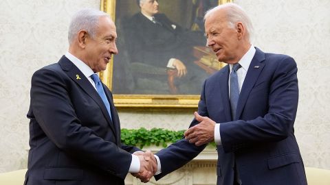 Netanyahu agradece a Biden 50 años de apoyo a Israel en su reunión en la Casa Blanca