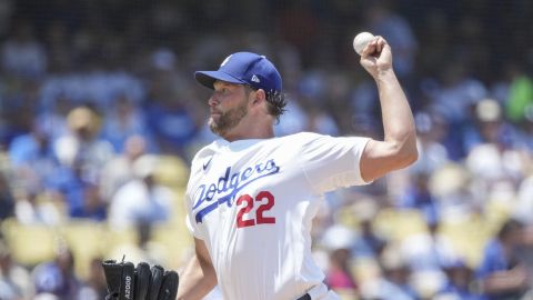 Los Angeles Dodgers starting pitcher Clayton Kershaw (22) throws a pitch during the third inning of a baseball game against the San Francisco Giants in Los Angeles, Calif., Thursday, July 25, 2024. (AP Photo/Eric Thayer)