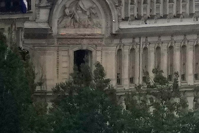 Diversos botes participaron en la ceremonia de inauguración de París 2024 que se realizó sobre el río Sena el pasado viernes.