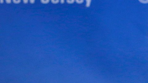 Senador Menendez dejará su cargo en agosto tras ser hallado culpable de corrupción