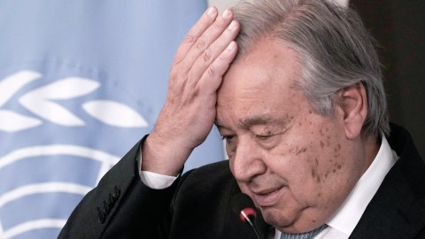 ONU pide acabar con las guerras, enfrentar crisis climática y riegos por IA