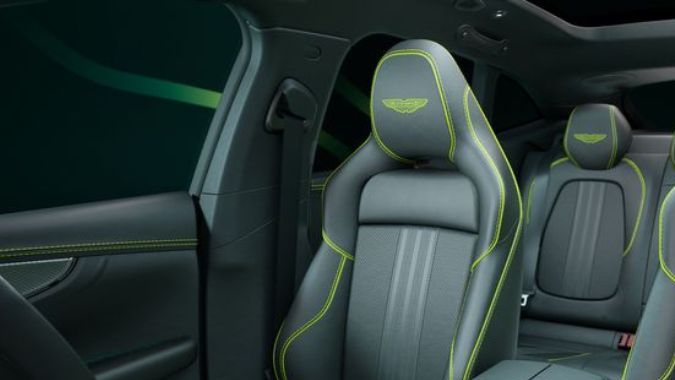 Aston Martin DBX707 AMR24 Edition