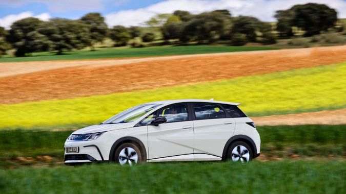 Autos eléctricos chinos son evaluados por la Unión Europea