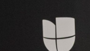 La banda mexicana Camila en la alfombra roja de los Premios Juventud.