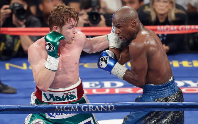 Canelo Álvarez y Floyd Mayweather