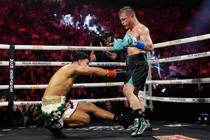 Canelo Álvarez y Jaime Munguía