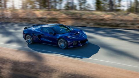 Chevrolet Corvette ZR1 la bestia americana renace