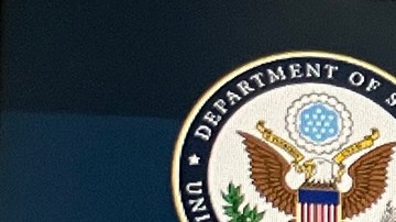 El Departamento de Estado amplió sanciones para quienes organicen viajes en chárter para inmigrantes irregulares.