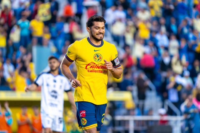 Ciudad de México a 12 de Julio del 2024. Henry Martín en festejo de gol, durante el partido correspondiente a la jornada 2 del torneo Apertura 2024 de la Liga BBVA MX, entre las Águilas del América y los Gallos Blancos de Querétaro, celebrado en el Estadio Ciudad de los Deportes. Foto: Imago7 / Diego Padilla