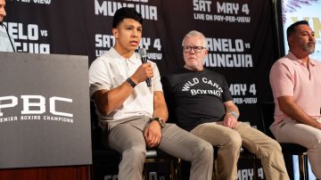 Jaime Munguía y Freddie Roach