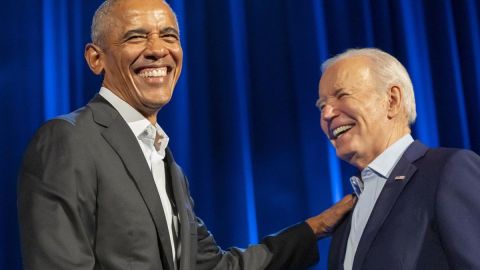 Barak Obama y Joe Biden durante un evento de recaudación de fondos