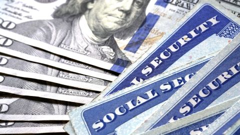 Primer pago del Seguro Social