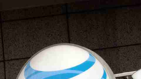 AT&T denuncia que fue hackeada y se filtraron datos.