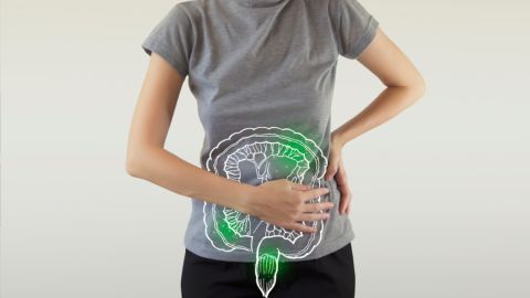 Algunas bacterias intestinales pueden desencadenar alimentación compulsiva: qué debemos saber