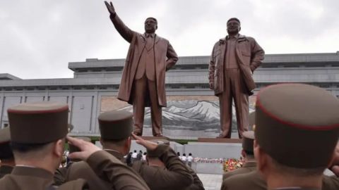 El número de miembros de la élite norcoreana que han escapado de su país ha alcanzado nuevos récords, según Seúl.