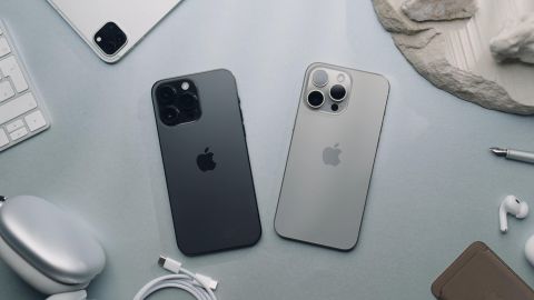 iPhones sobre una mesa