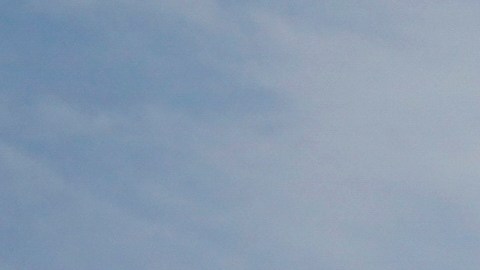Biden ha tomado medidas ejecutivas para combatir el cambio climático y mejorar el acceso a la energía limpia,