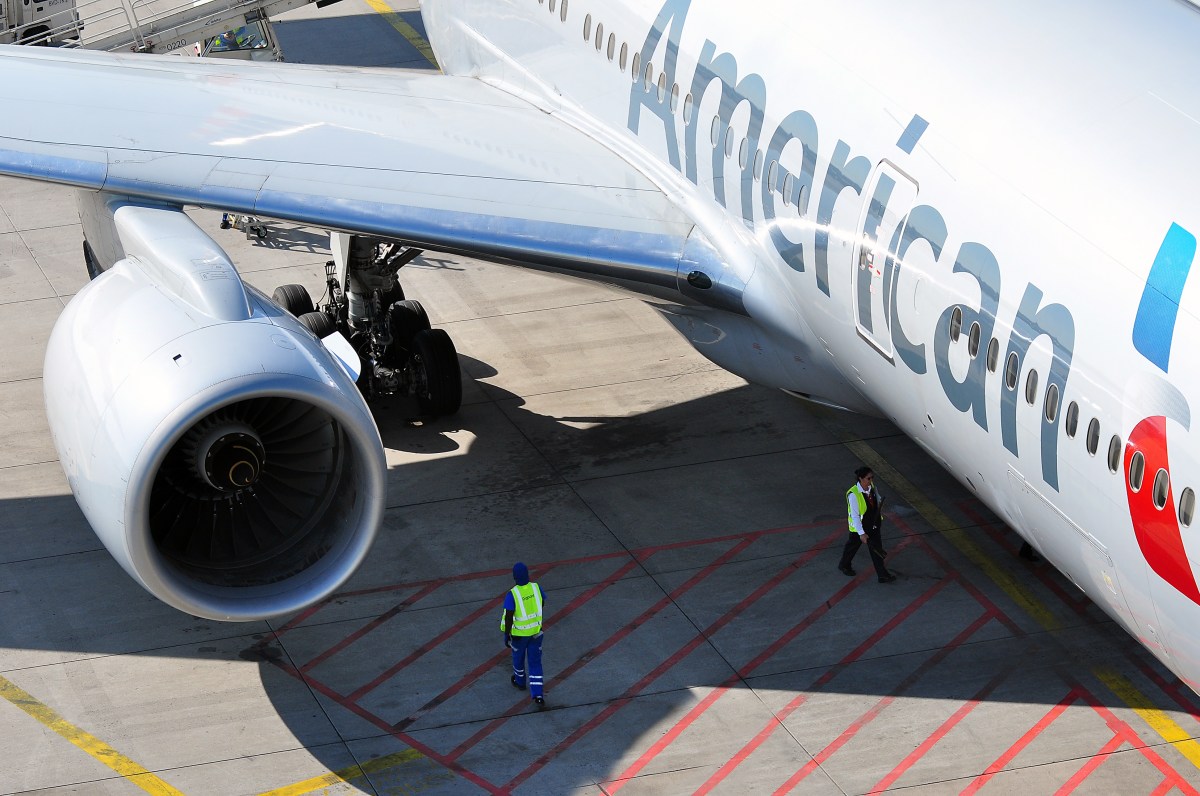 Una computadora portátil se incendia en un vuelo de American Airlines ...